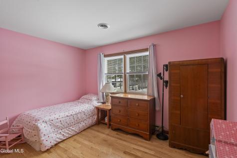 4 Queen Diana Lane Queensbury NY 12804