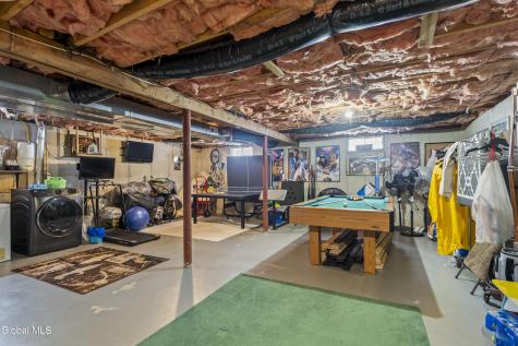 4 Queen Diana Lane Queensbury NY 12804