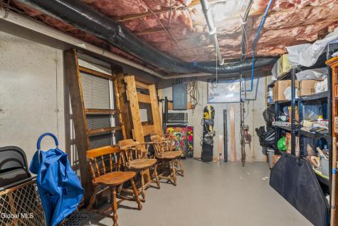 4 Queen Diana Lane Queensbury NY 12804