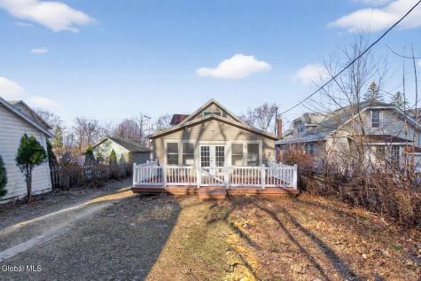 1418 Garner Avenue Schenectady NY 12309