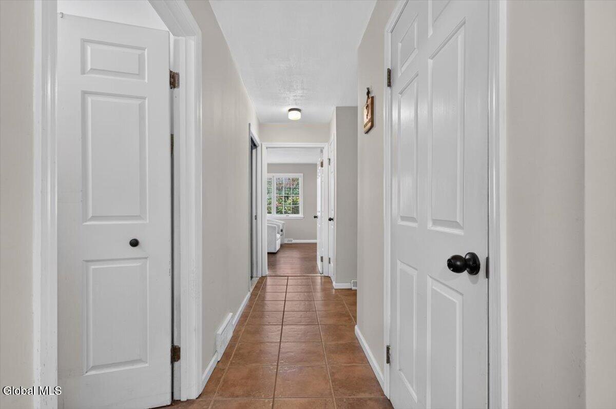 3 Glenmore Avenue Saratoga Springs NY 12866