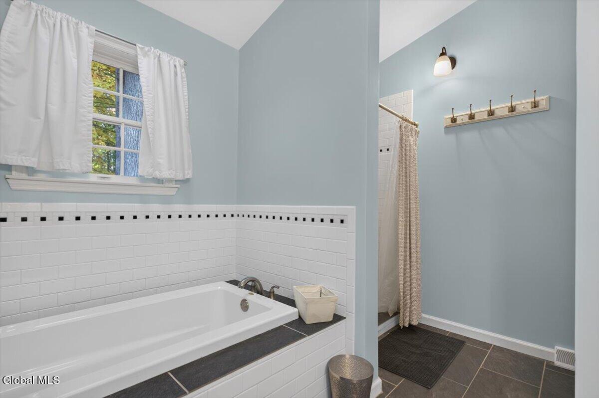3 Glenmore Avenue Saratoga Springs NY 12866