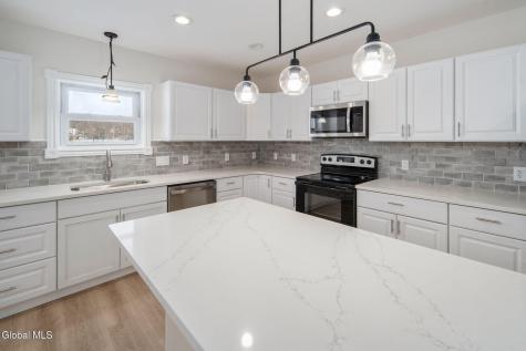 27 Plank Road Troy NY 12182