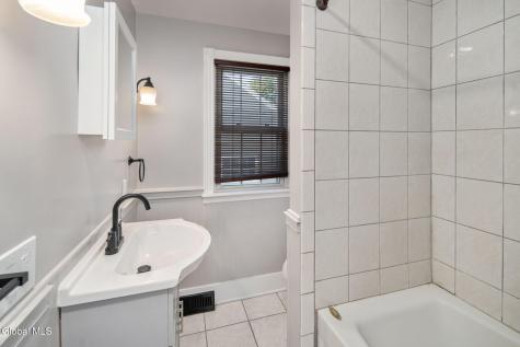 27 Plank Road Troy NY 12182