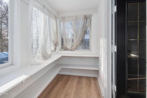 27 Plank Road Troy NY 12182
