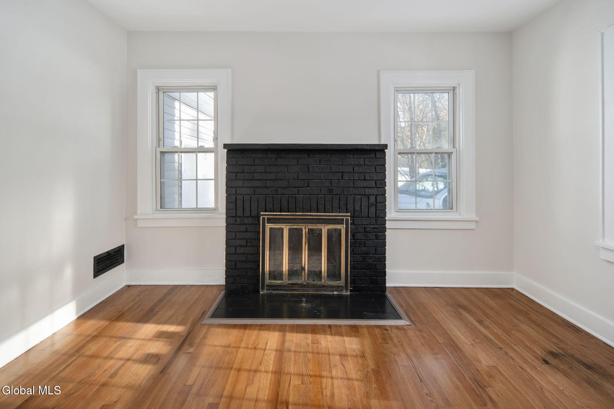 27 Plank Road Troy NY 12182