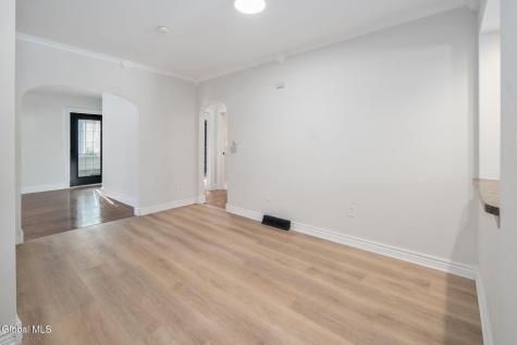 27 Plank Road Troy NY 12182