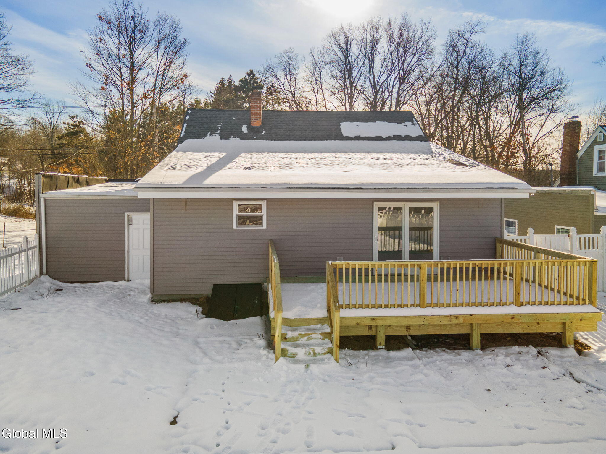 27 Plank Road Troy NY 12182