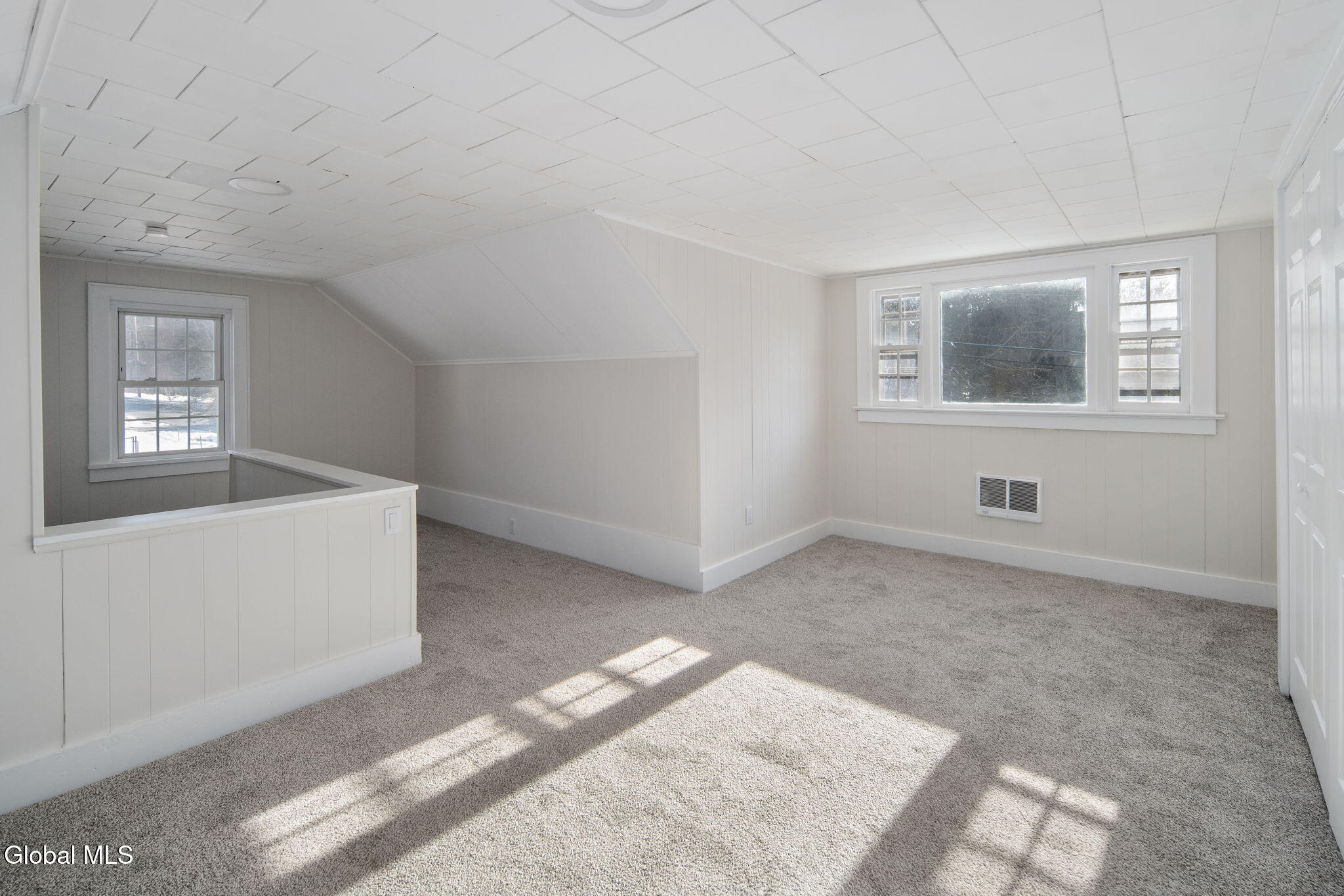 27 Plank Road Troy NY 12182