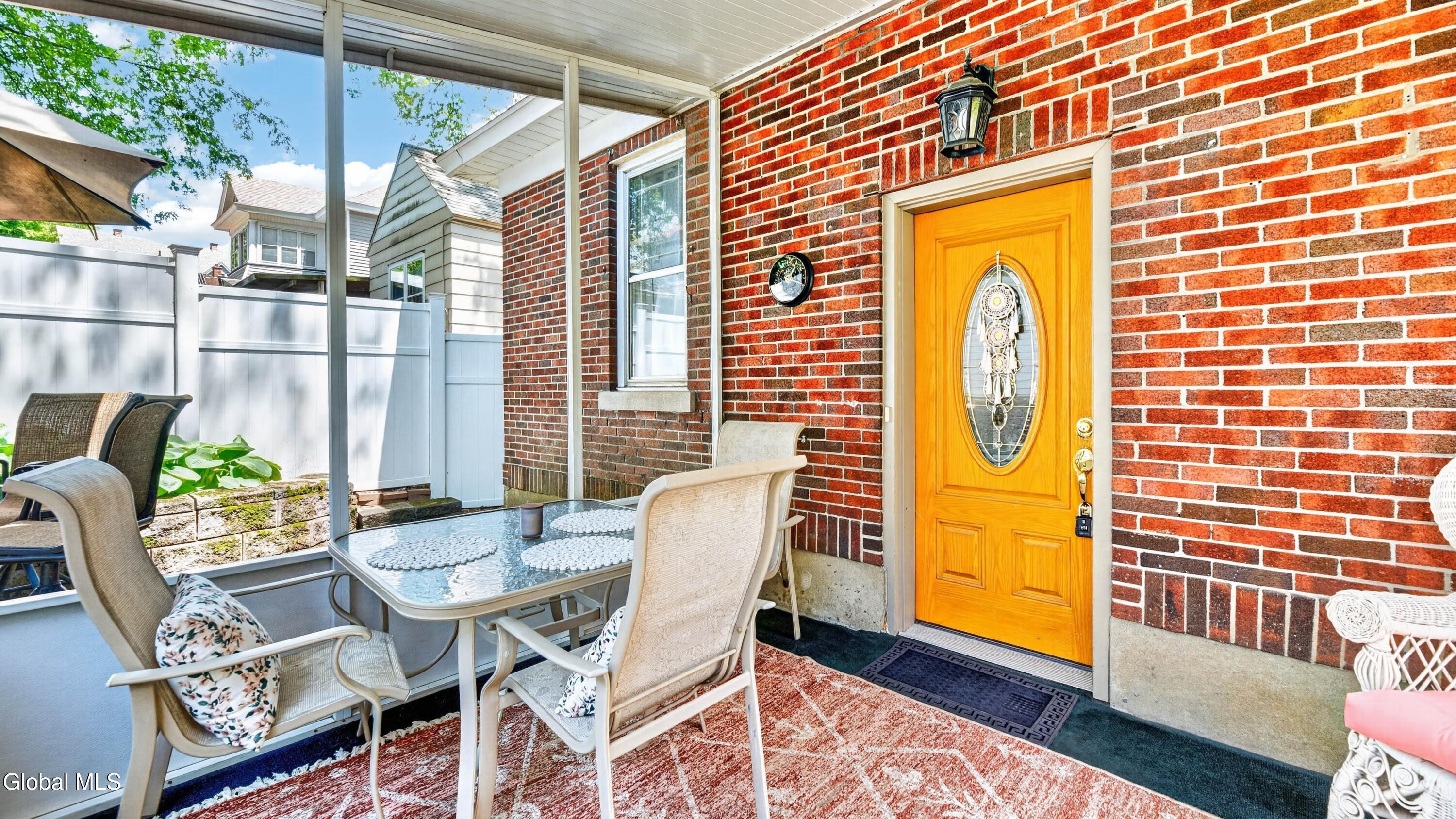 158 Brookside Avenue Amsterdam NY 12010