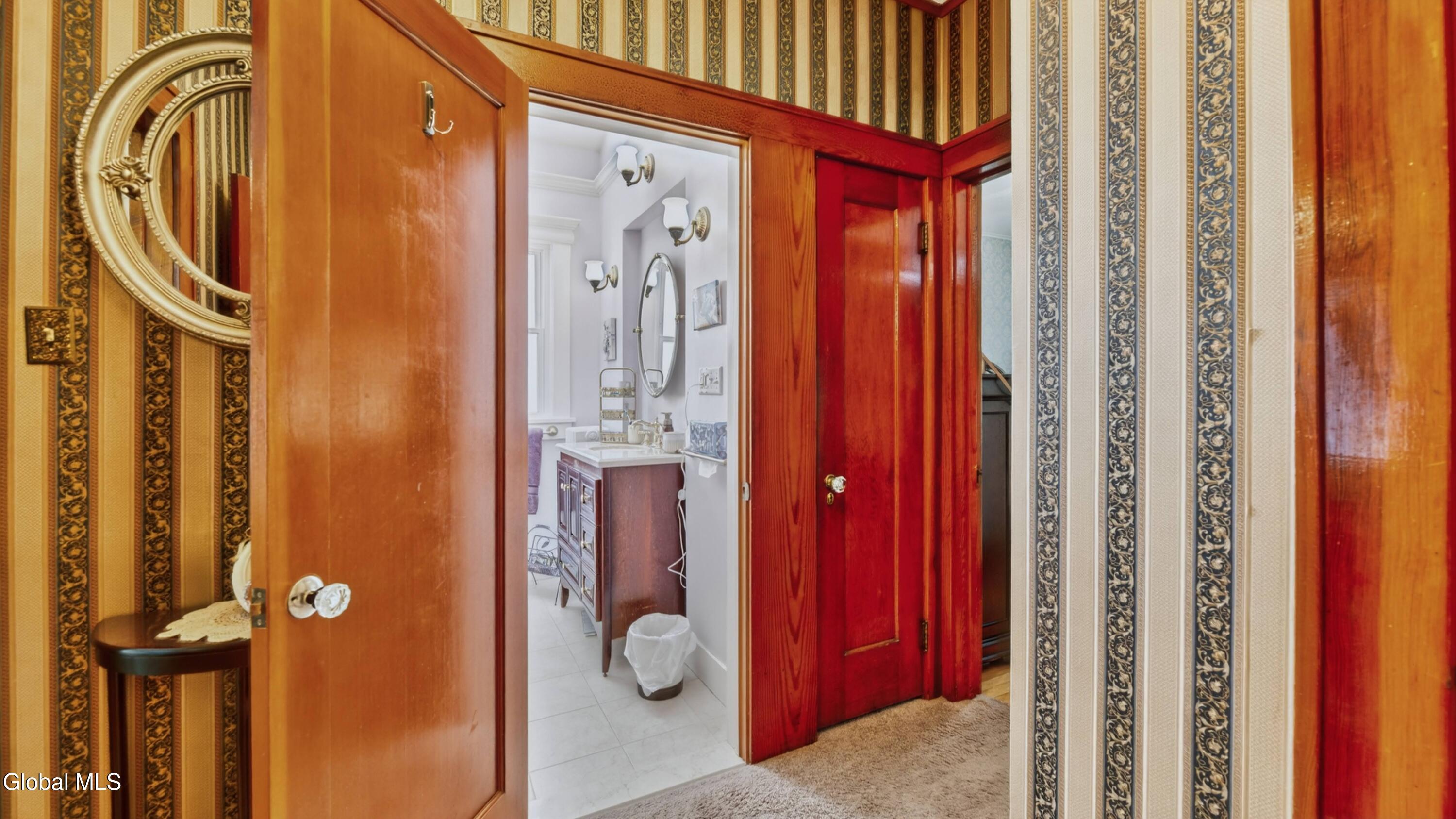 158 Brookside Avenue Amsterdam NY 12010