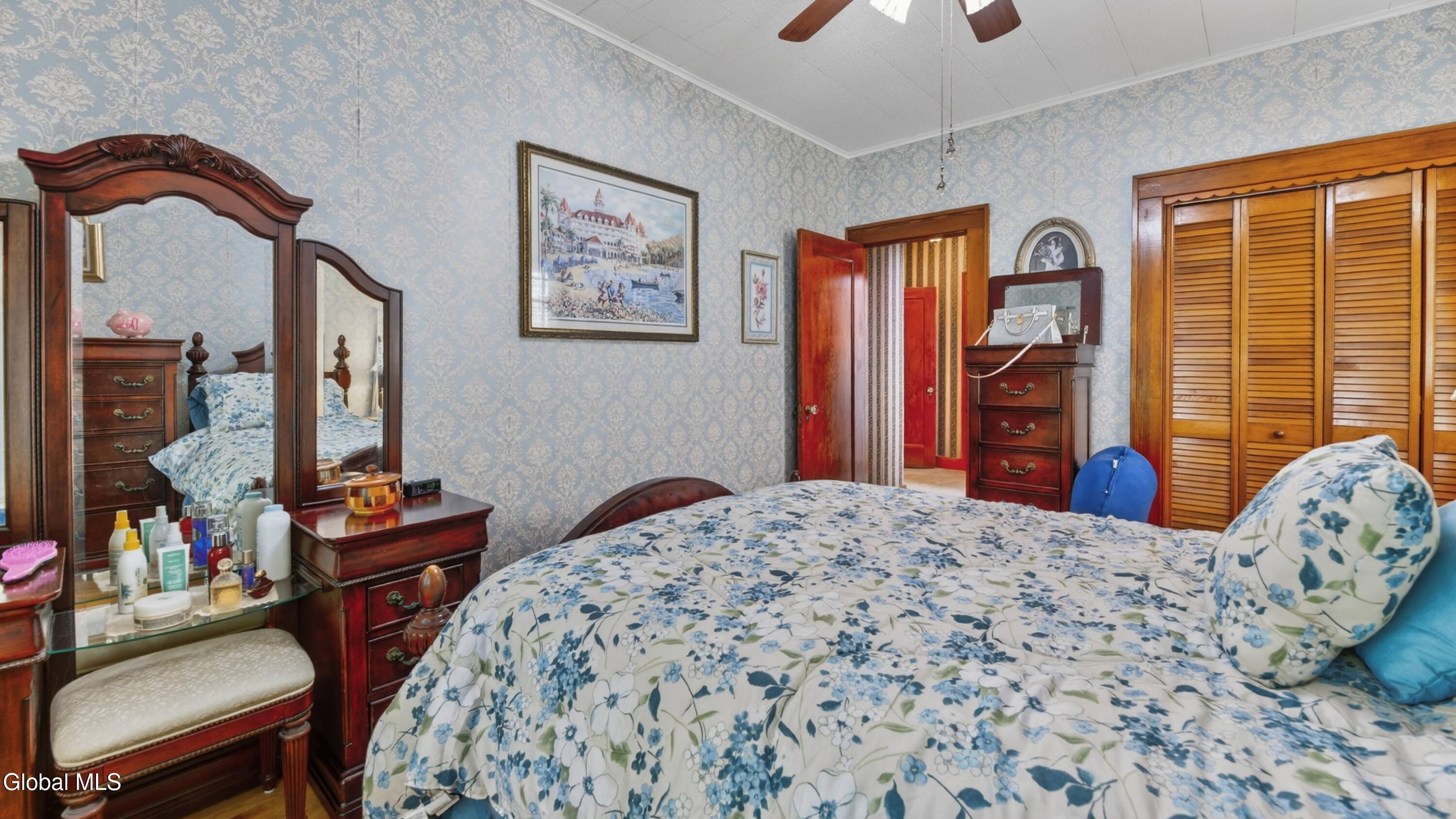 158 Brookside Avenue Amsterdam NY 12010