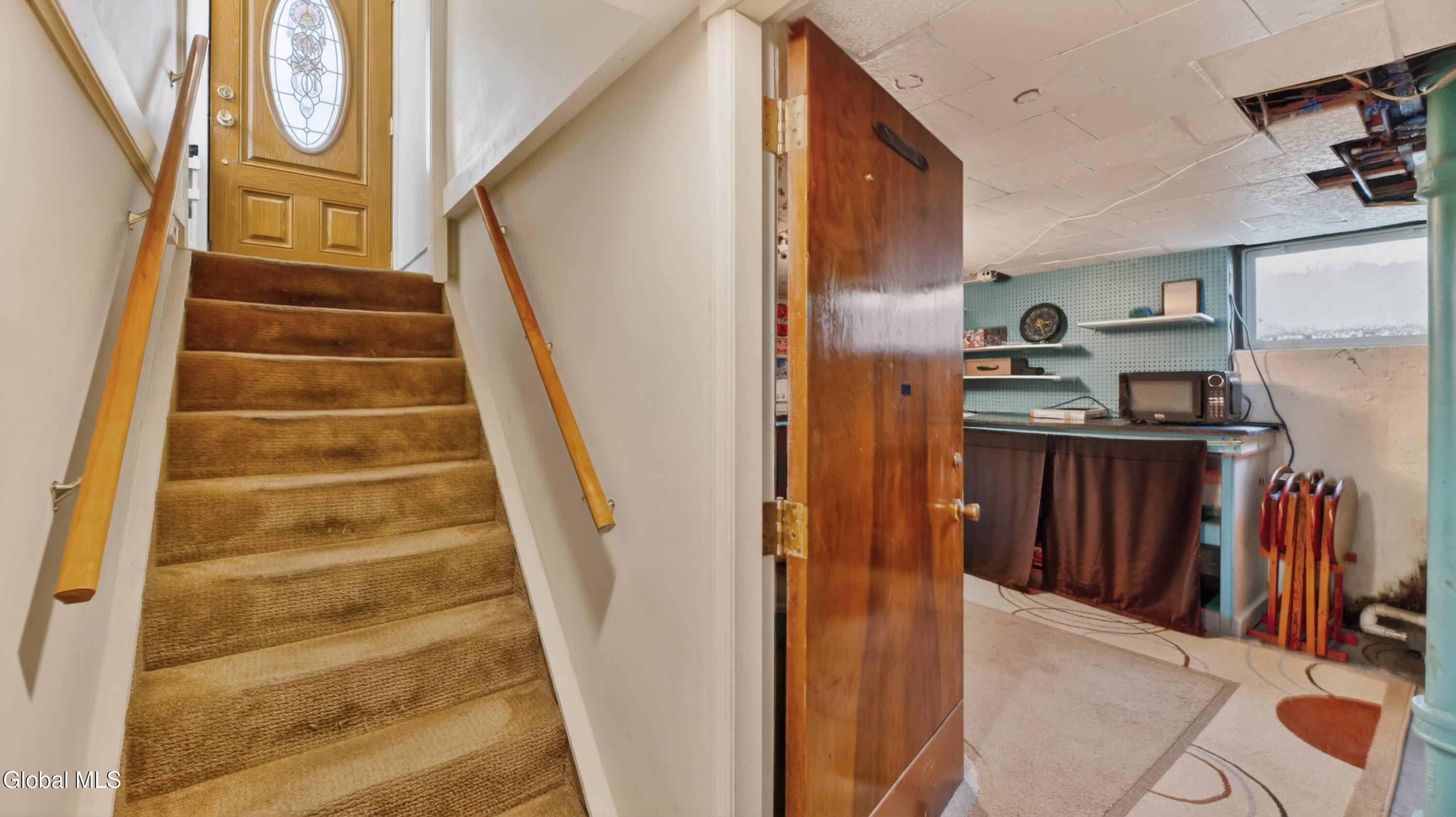 158 Brookside Avenue Amsterdam NY 12010