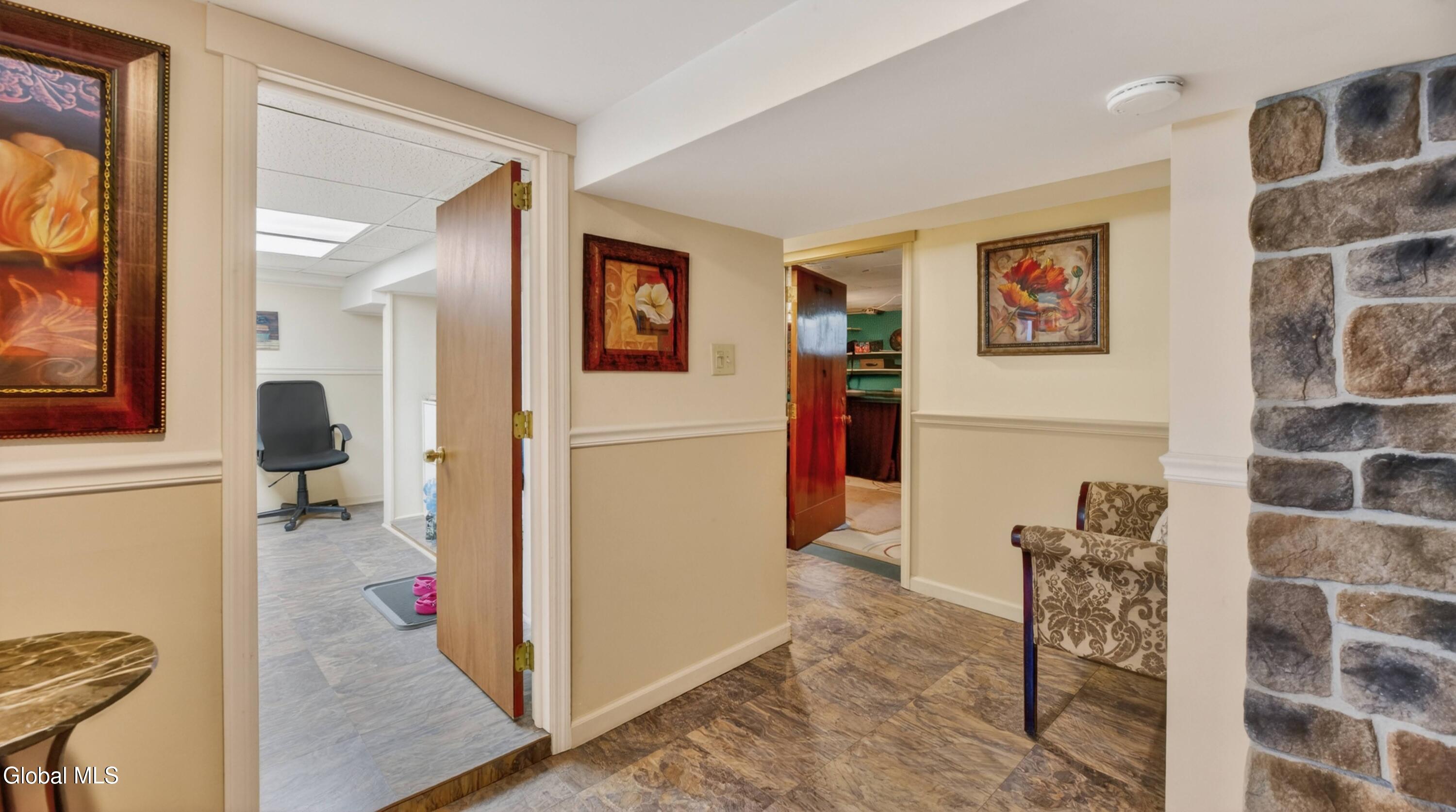 158 Brookside Avenue Amsterdam NY 12010