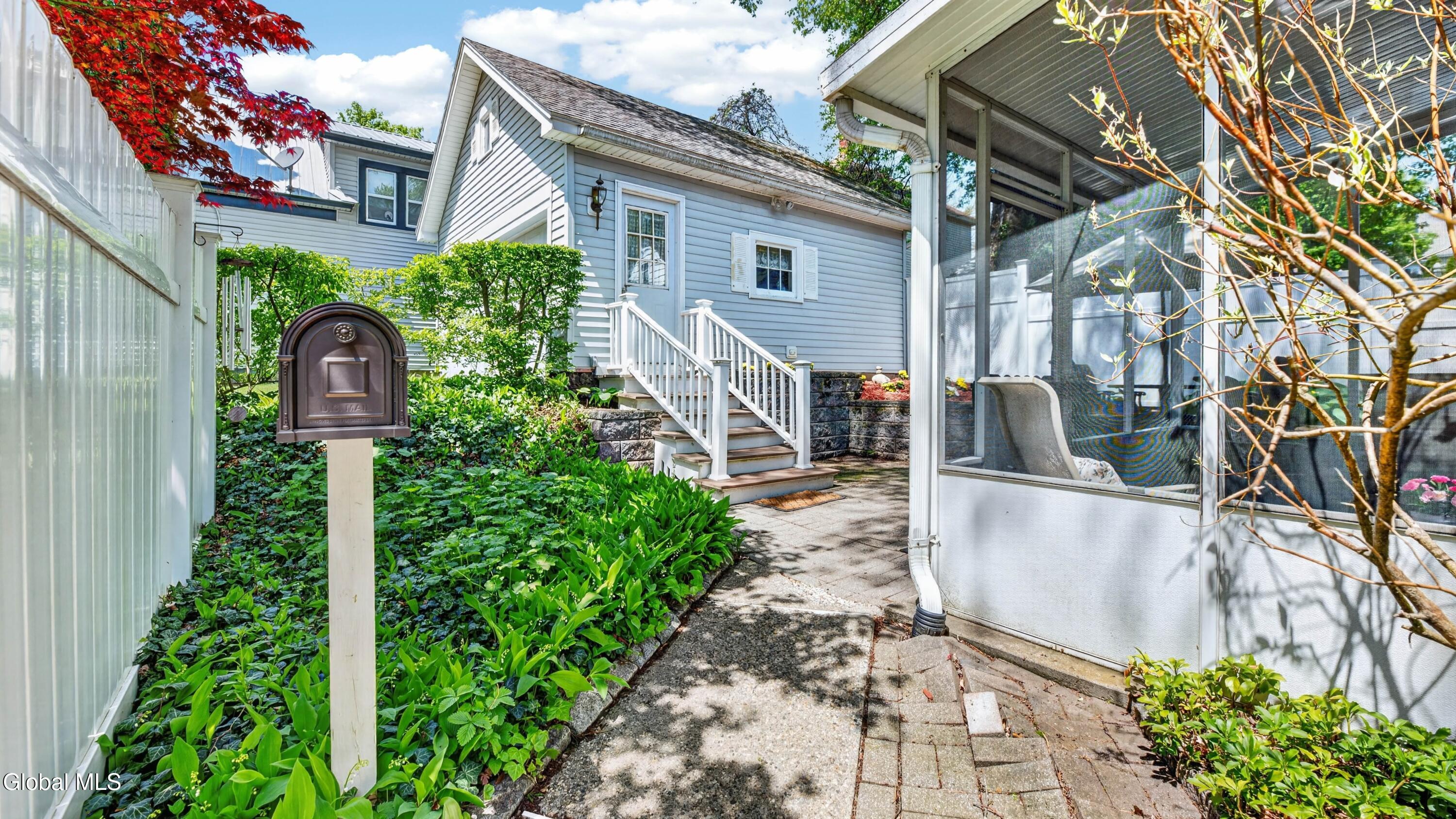 158 Brookside Avenue Amsterdam NY 12010