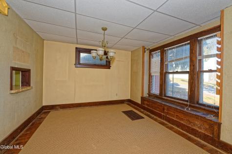18 1st Avenue Mayfield NY 12117