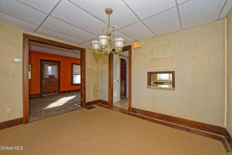18 1st Avenue Mayfield NY 12117