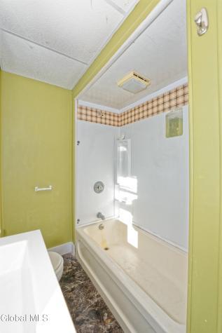 18 1st Avenue Mayfield NY 12117