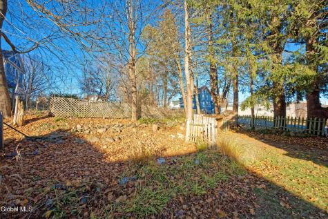 18 1st Avenue Mayfield NY 12117