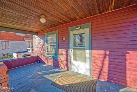 18 1st Avenue Mayfield NY 12117