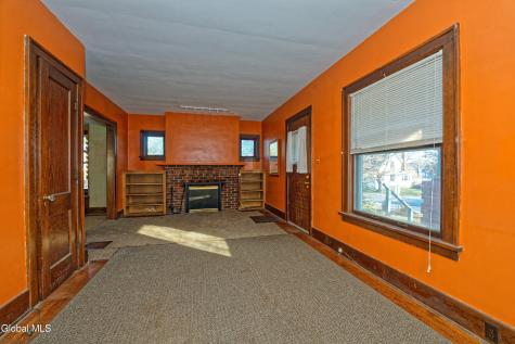 18 1st Avenue Mayfield NY 12117