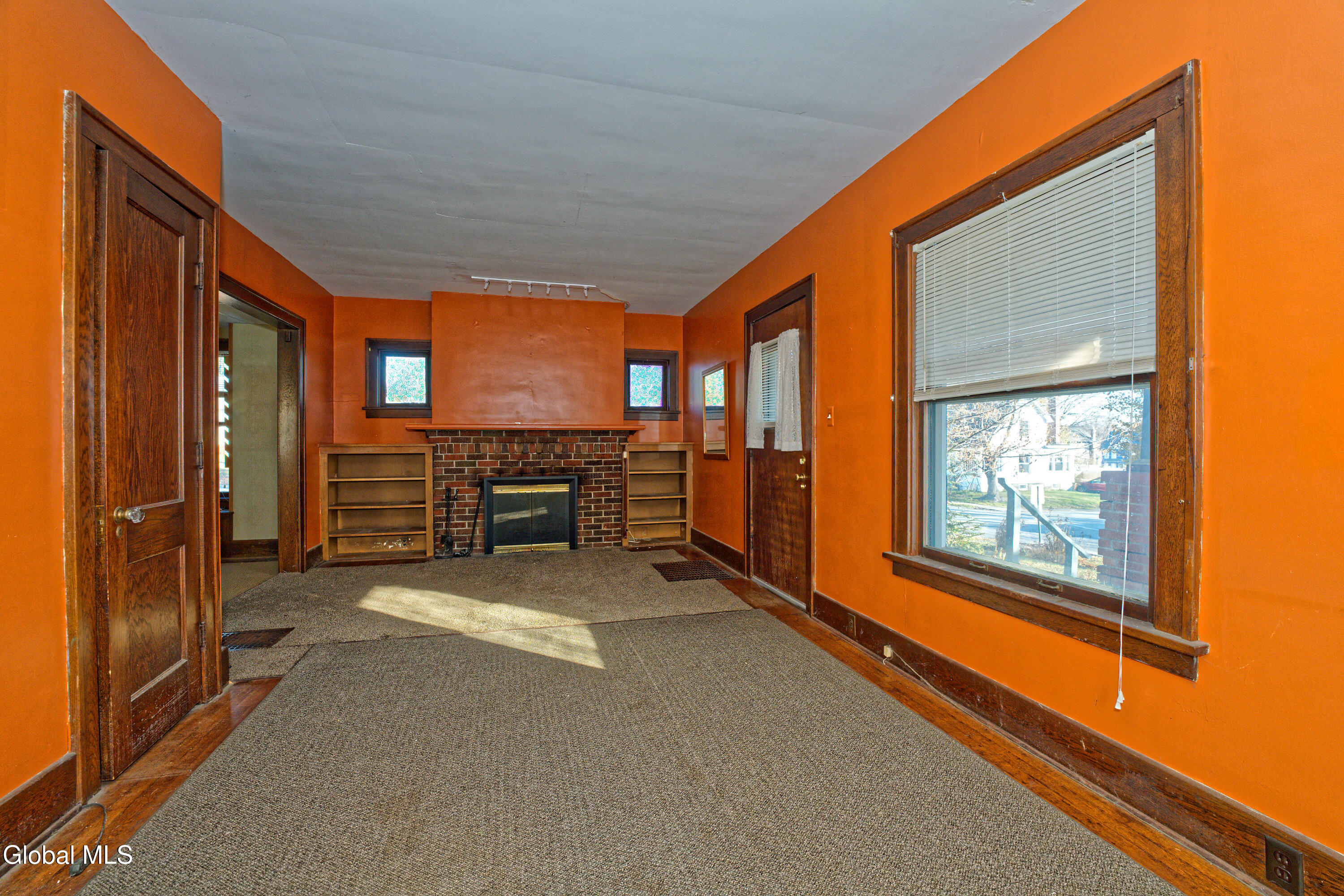 18 1st Avenue Mayfield NY 12117
