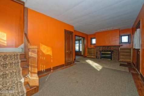 18 1st Avenue Mayfield NY 12117