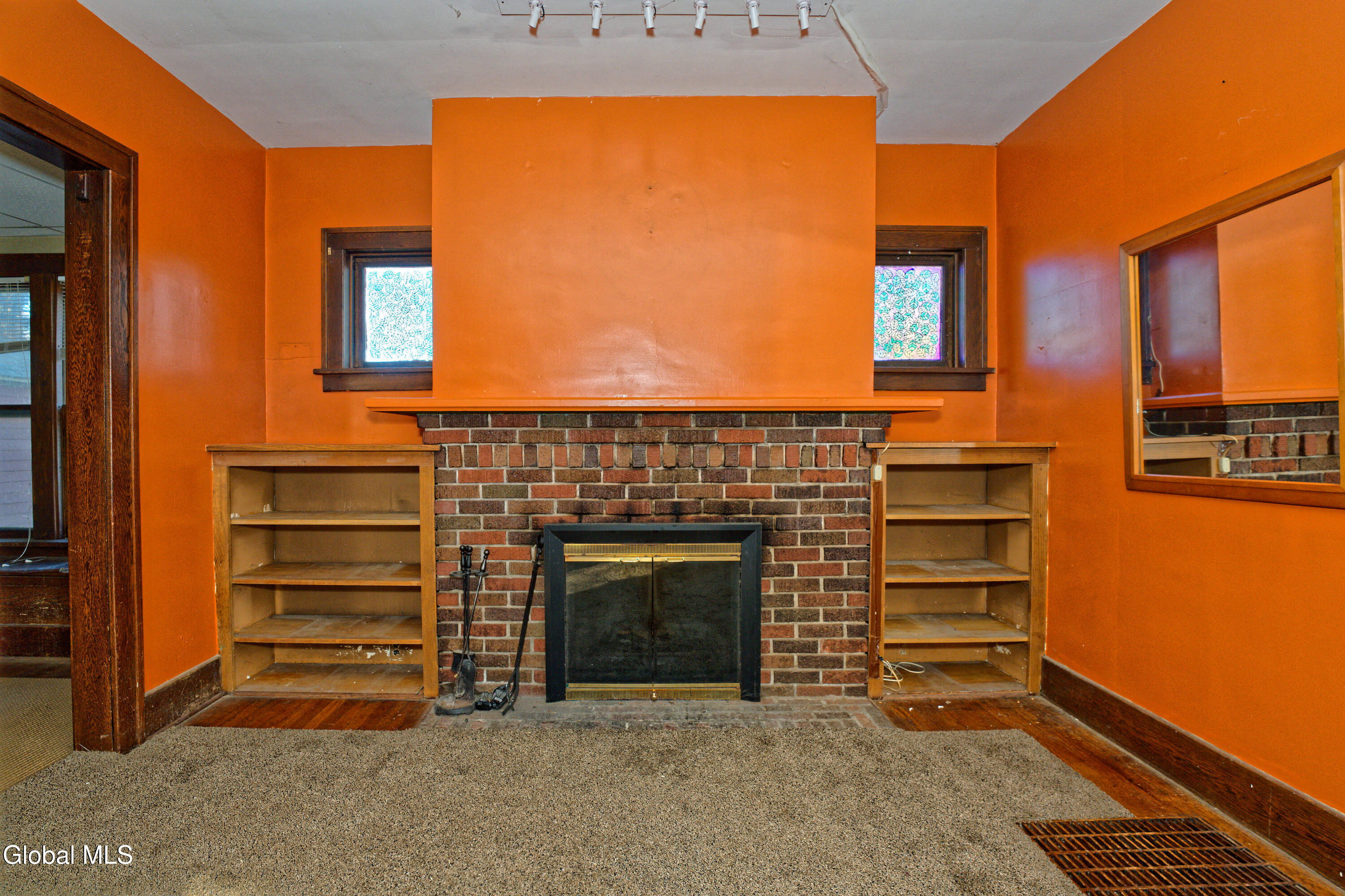 18 1st Avenue Mayfield NY 12117