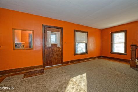 18 1st Avenue Mayfield NY 12117