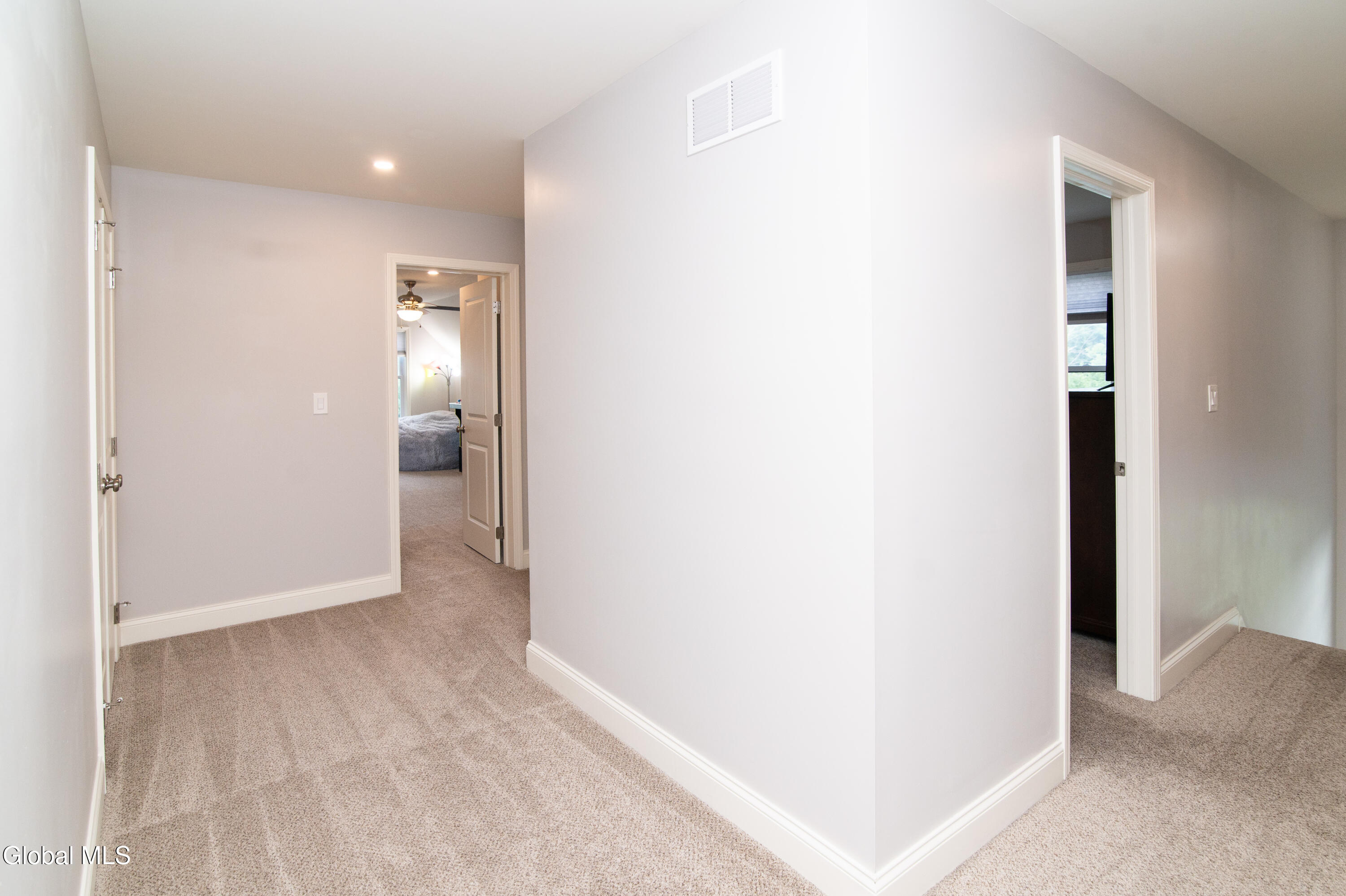 21 Tisdale Lane Clifton Park NY 12065