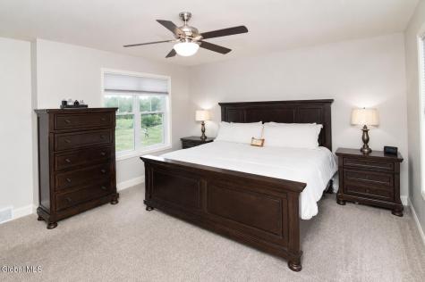 21 Tisdale Lane Clifton Park NY 12065