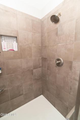 21 Tisdale Lane Clifton Park NY 12065