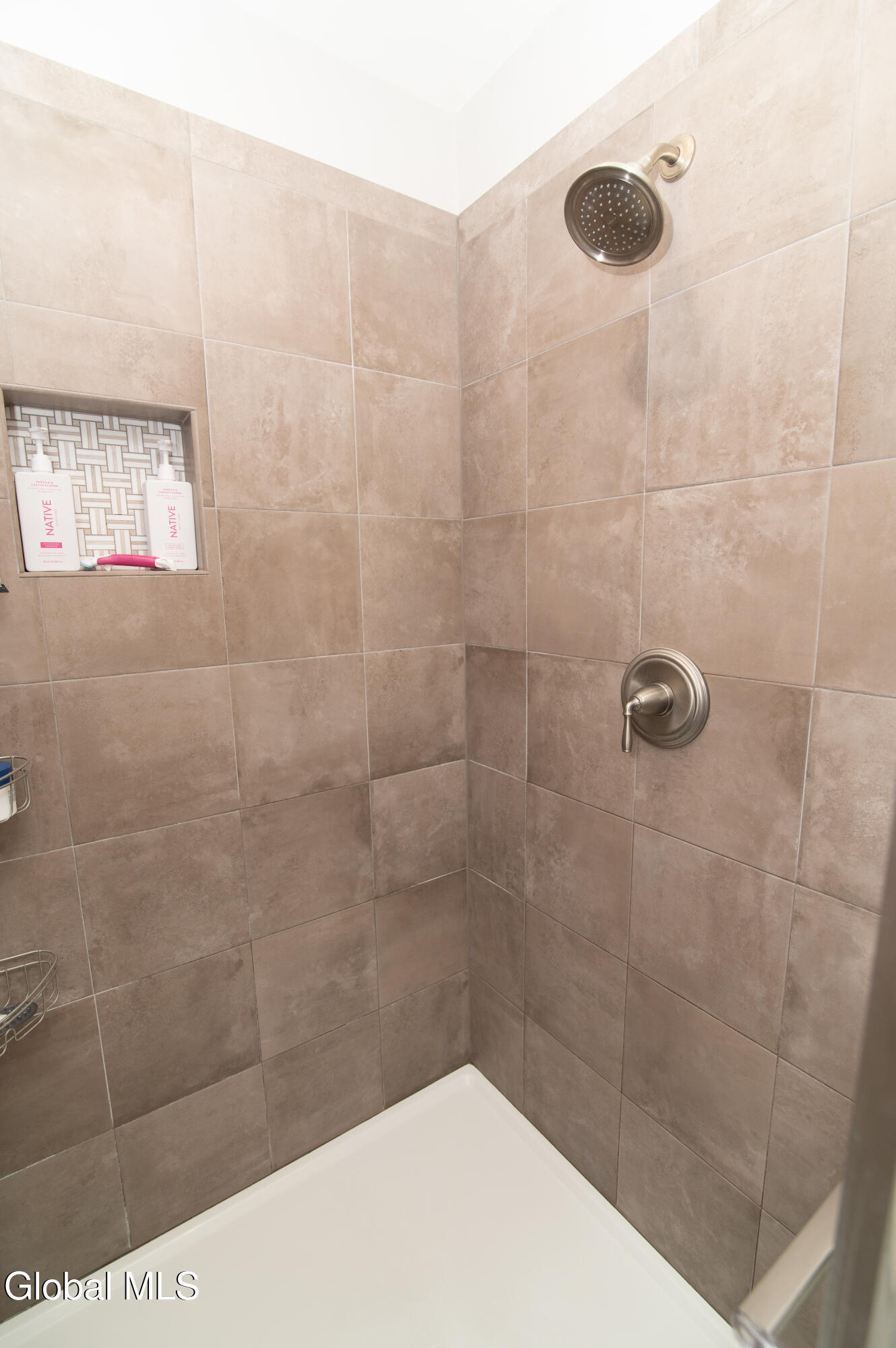 21 Tisdale Lane Clifton Park NY 12065