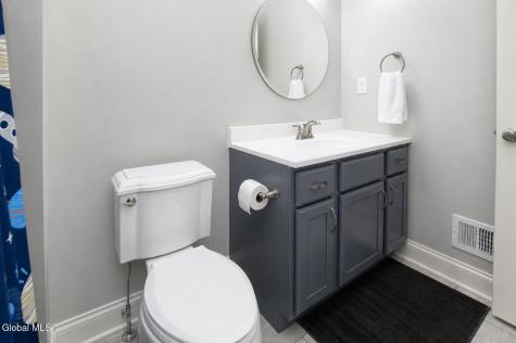 21 Tisdale Lane Clifton Park NY 12065