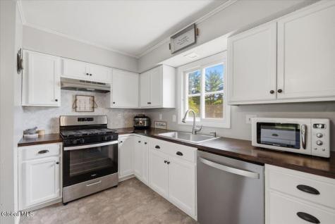 124 Ingersoll Road Saratoga Springs NY 12866