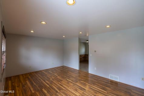4755 New York 50 Gansevoort NY 12831