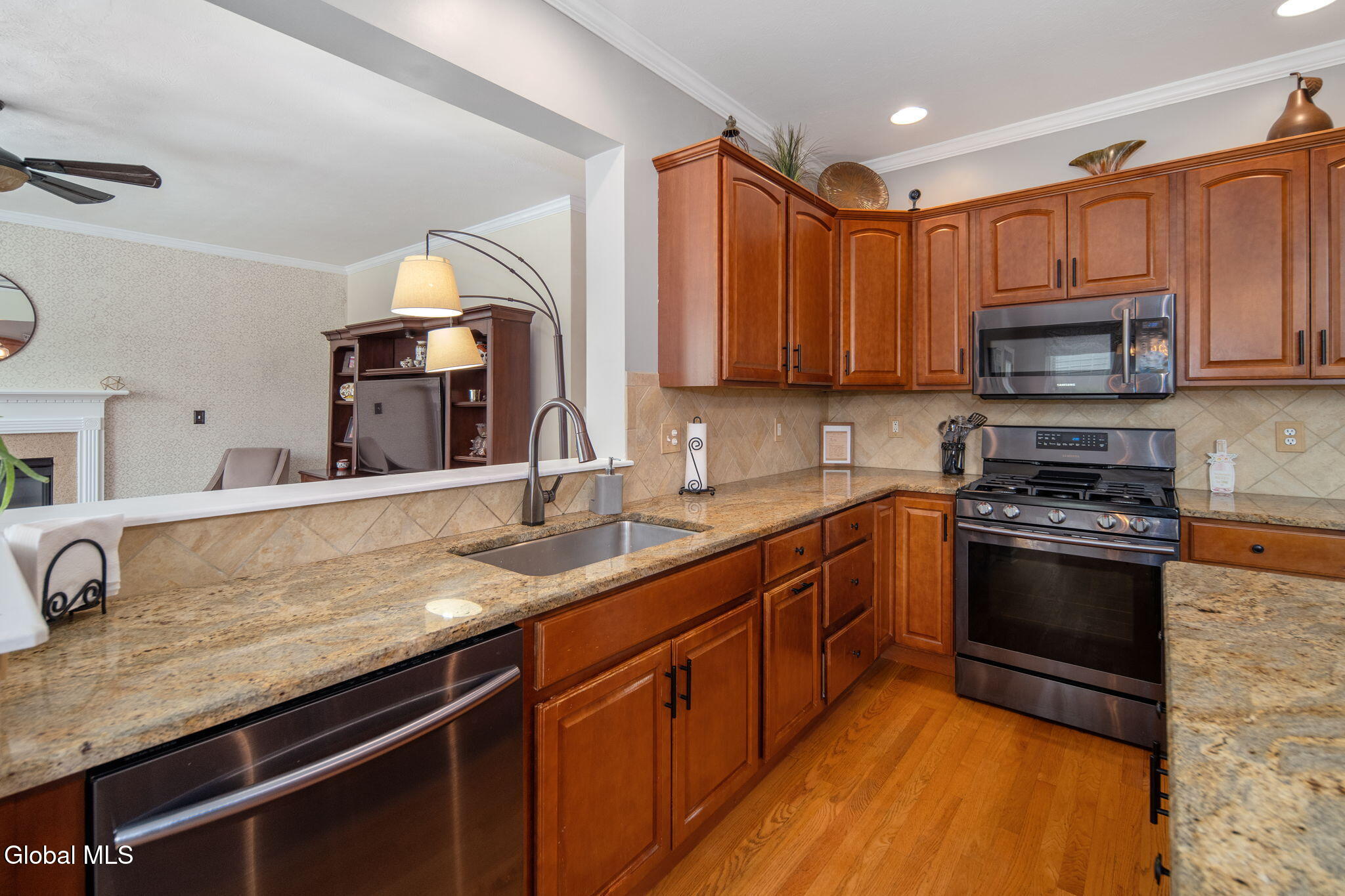 37 Farmview Lane Waterford NY 12188