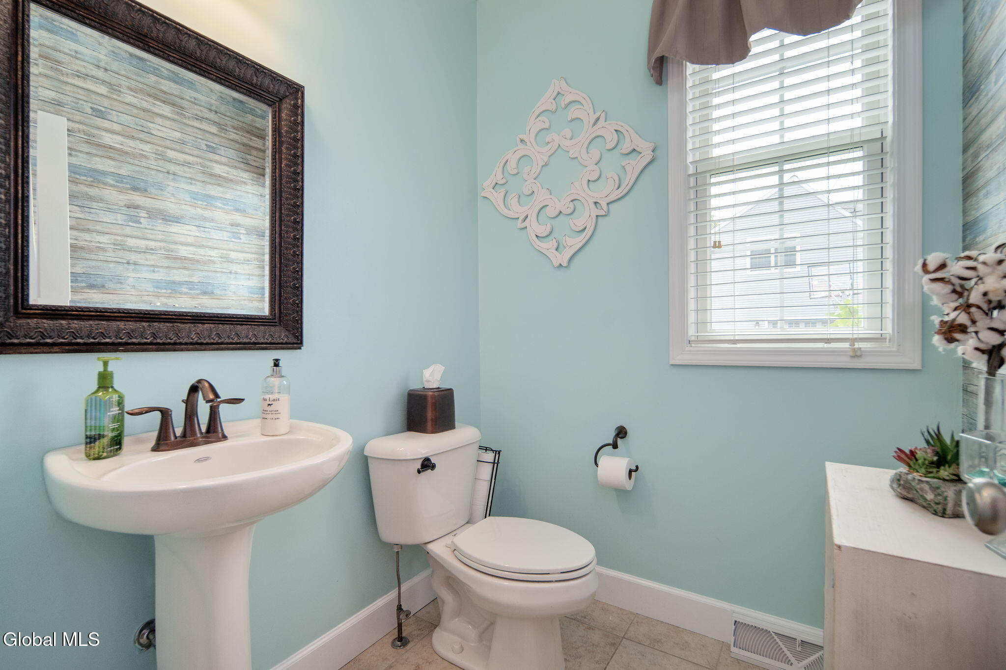37 Farmview Lane Waterford NY 12188