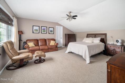 37 Farmview Lane Waterford NY 12188