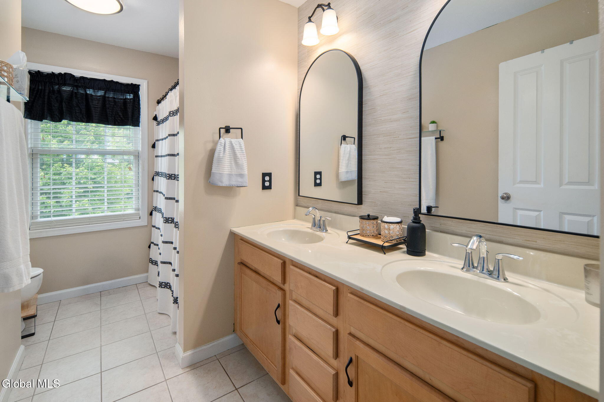 37 Farmview Lane Waterford NY 12188