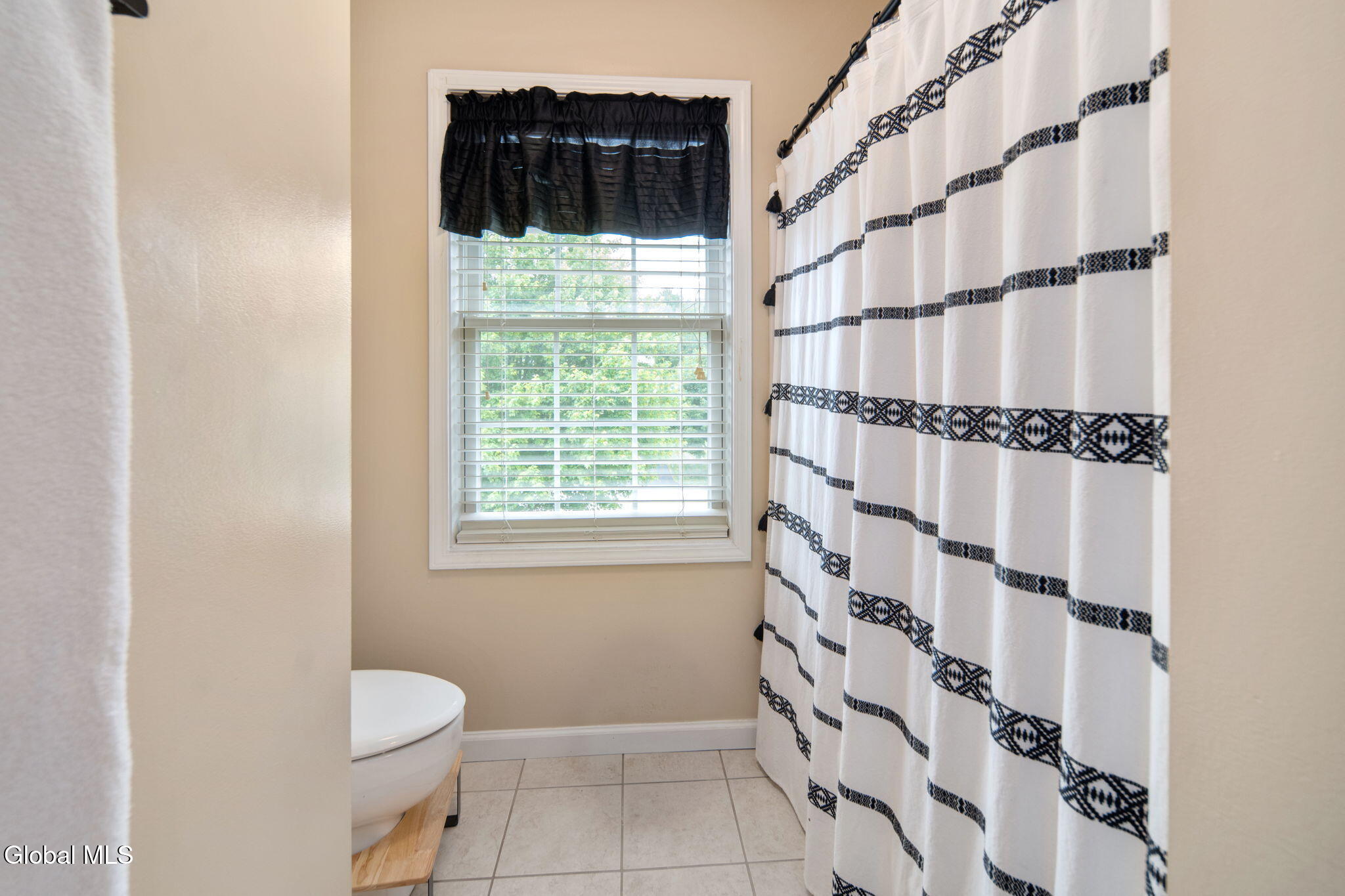37 Farmview Lane Waterford NY 12188