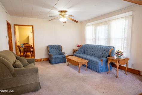 2 S Hollywood Avenue Gloversville NY 12078