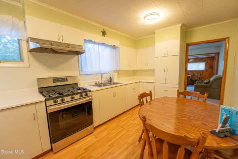2 S Hollywood Avenue Gloversville NY 12078