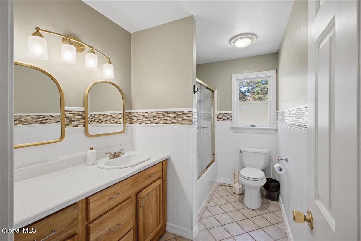 7 Lancestire Drive Queensbury NY 12804