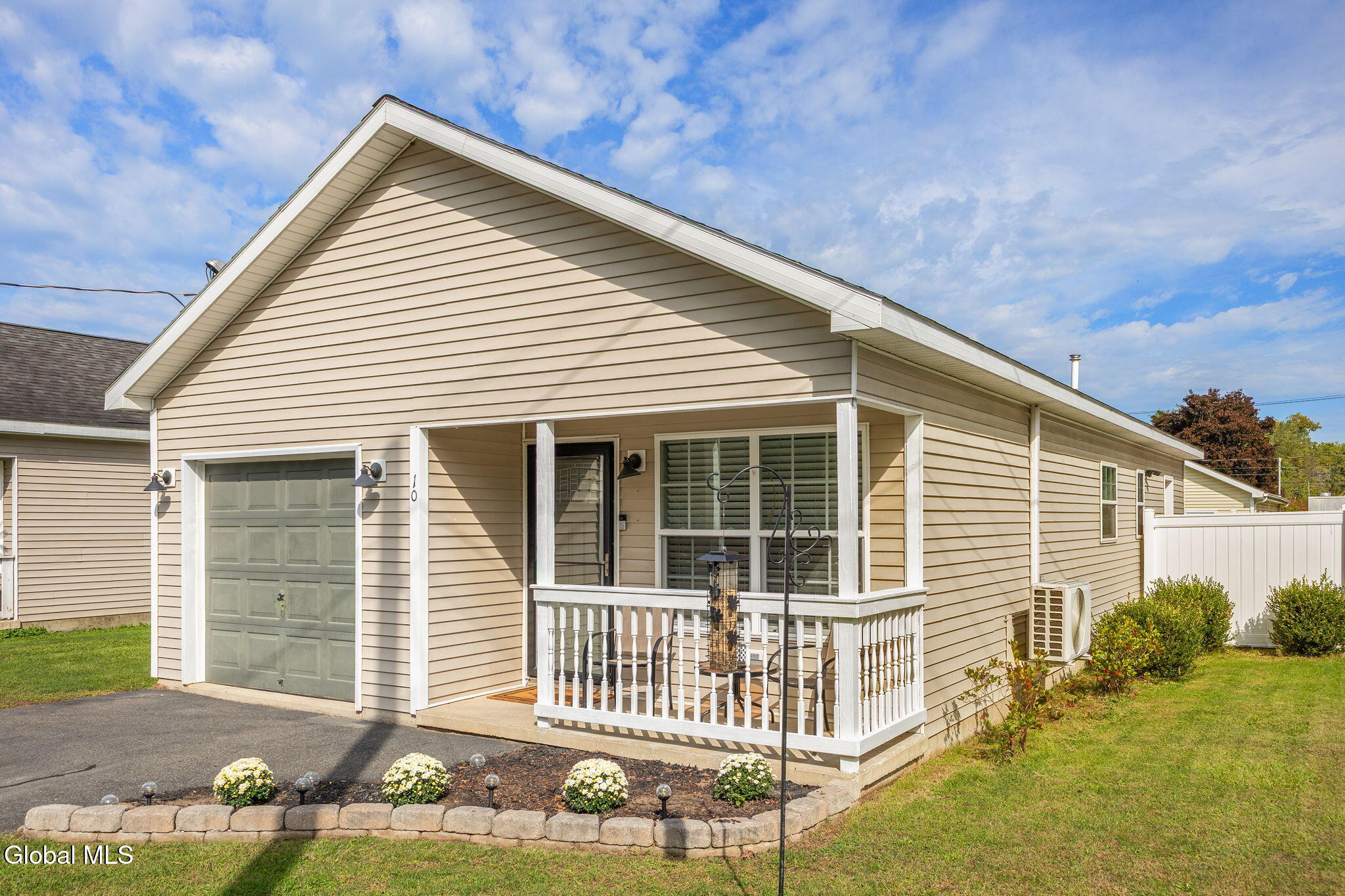 10 Rohloff Avenue Mechanicville NY 12118