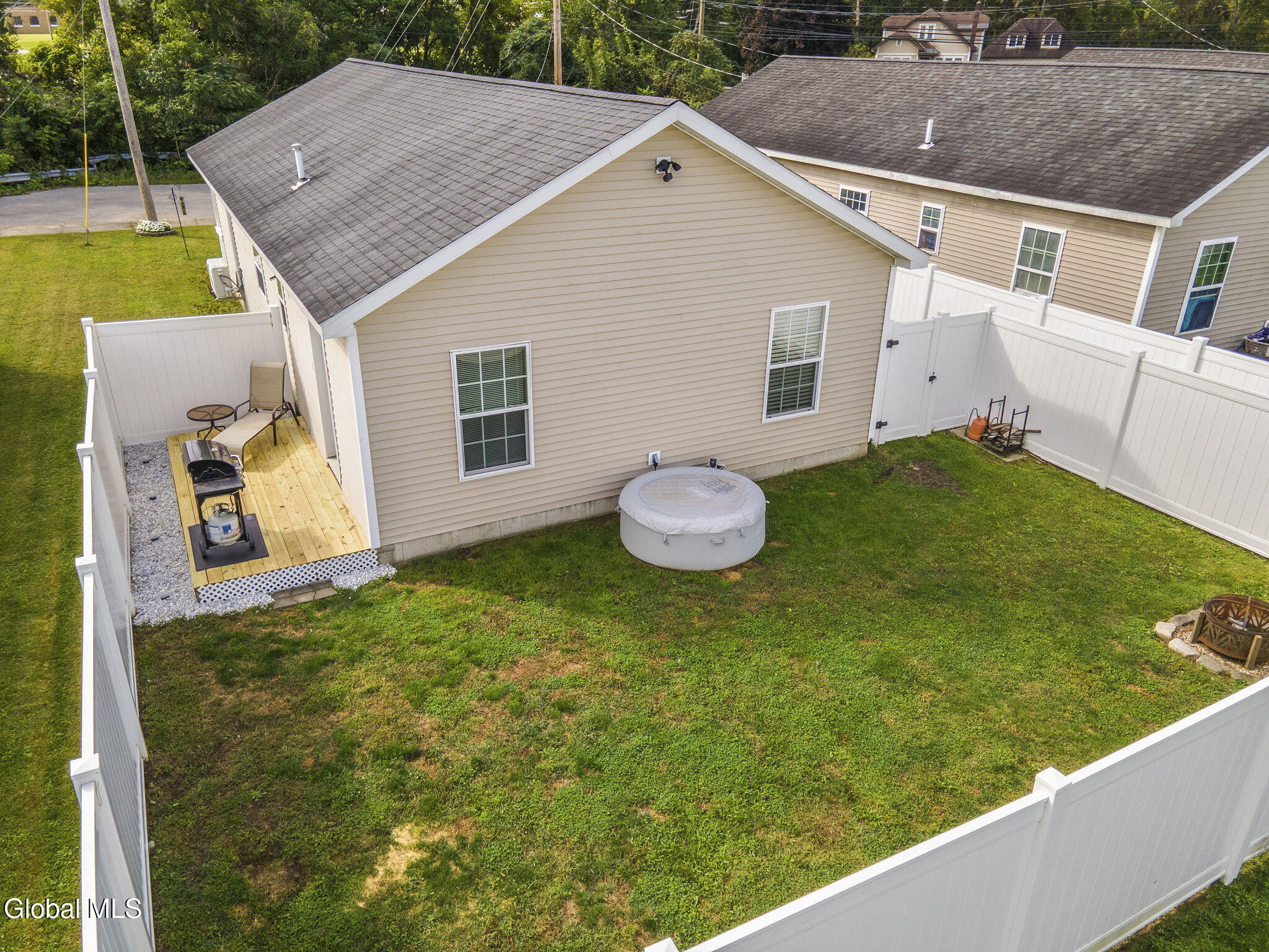 10 Rohloff Avenue Mechanicville NY 12118
