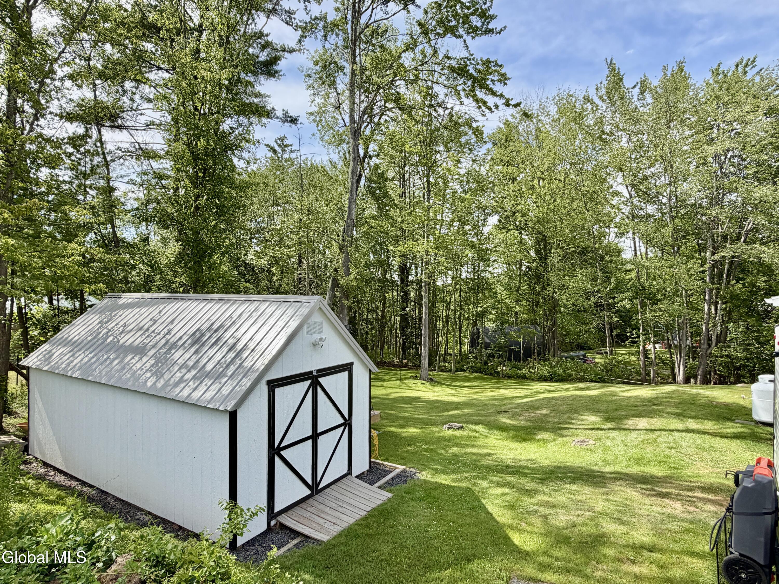 29 Knobhill Road Averill Park NY 12018