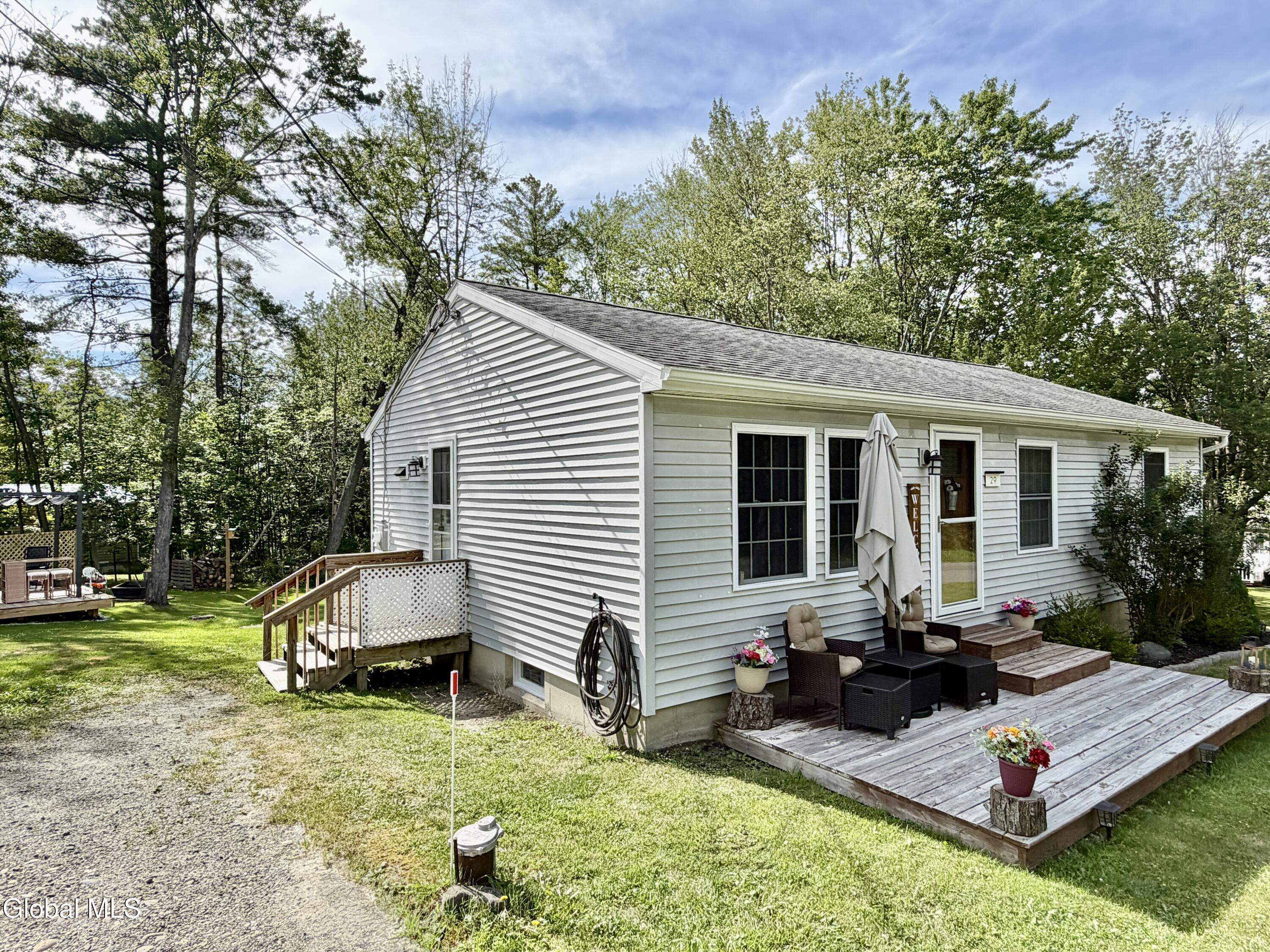 29 Knobhill Road Averill Park NY 12018