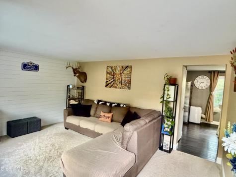 29 Knobhill Road Averill Park NY 12018