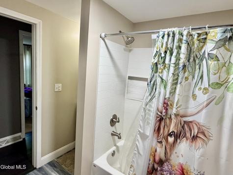 29 Knobhill Road Averill Park NY 12018